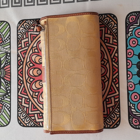 Coach wallet - Picture 2 of 4